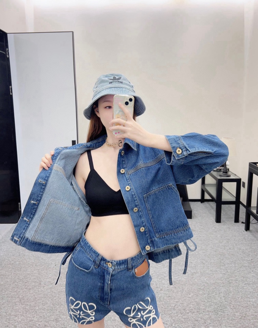해외명품정보공유및도소매공급_사진_20240629_2.jpg