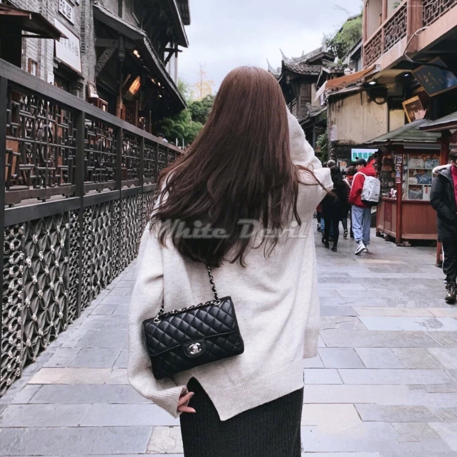 하얀악마 샤넬 클래식 플랩백 (3).jpg