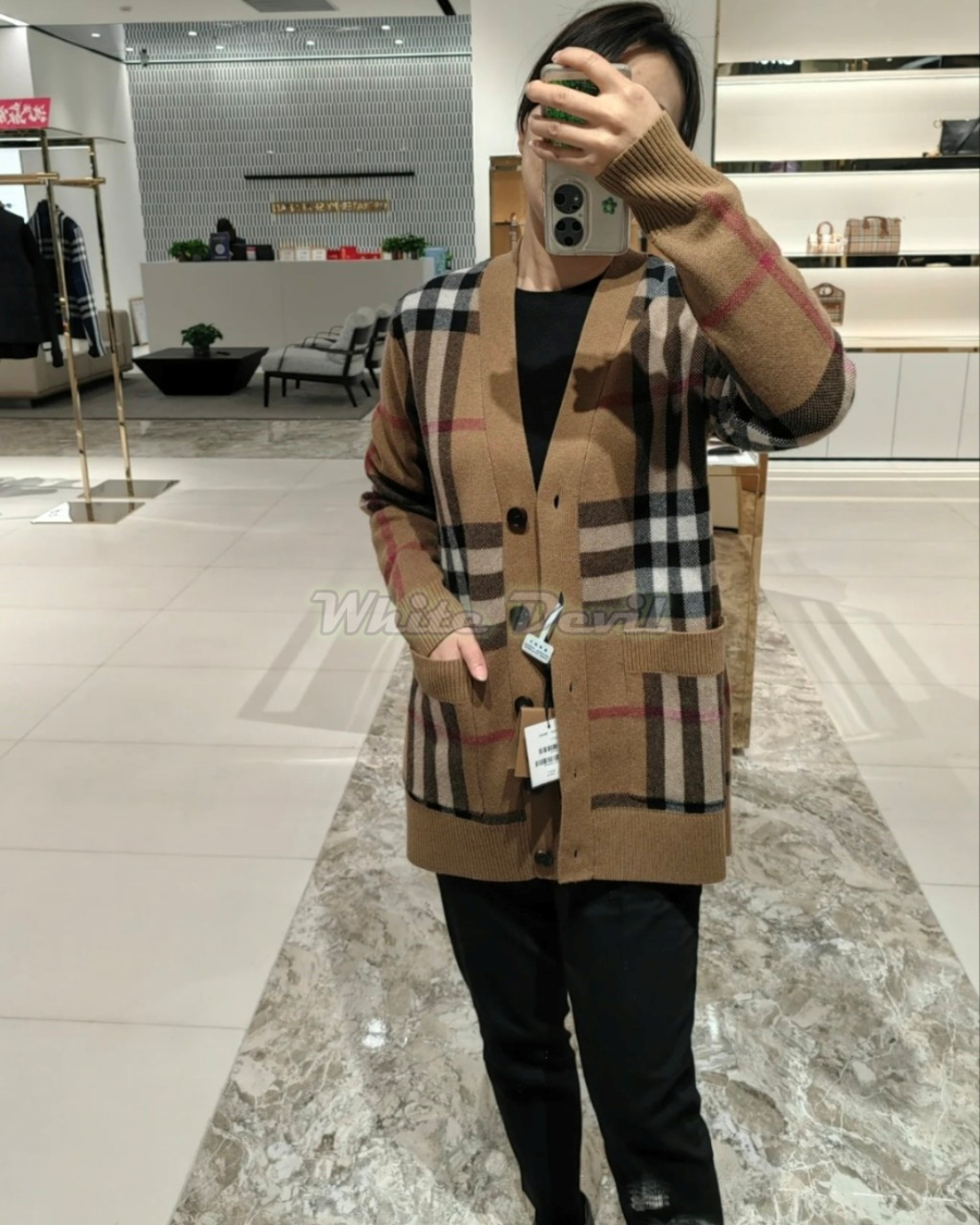 하얀악마 버버리 가디건 (3).jpg