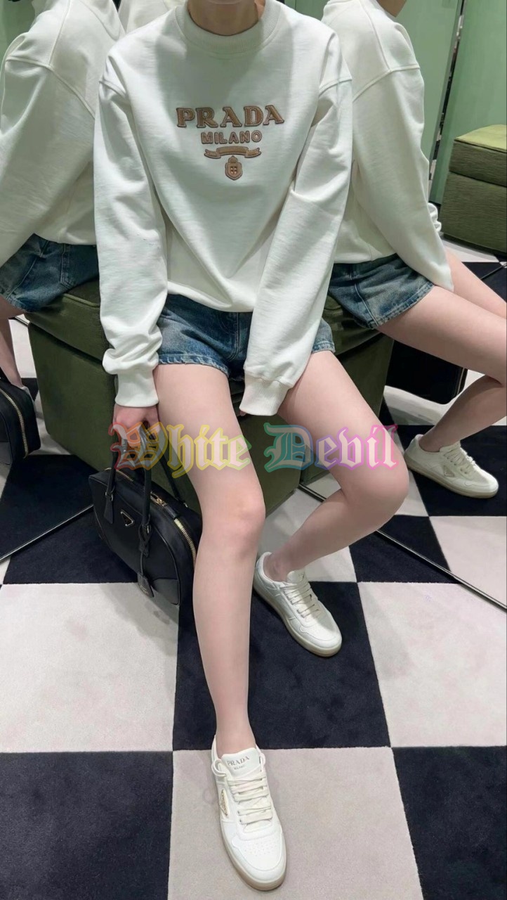 하얀악마 프라다 운동화 (1).jpg