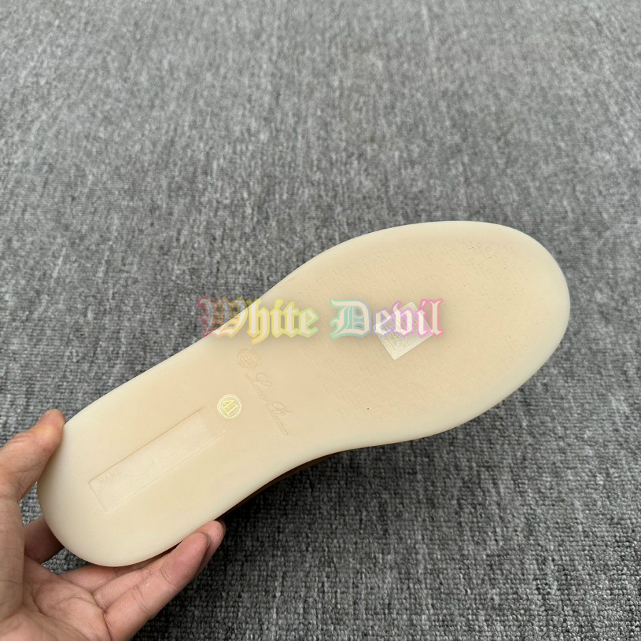 하얀악마 로로피아나 운동화 (18).jpg