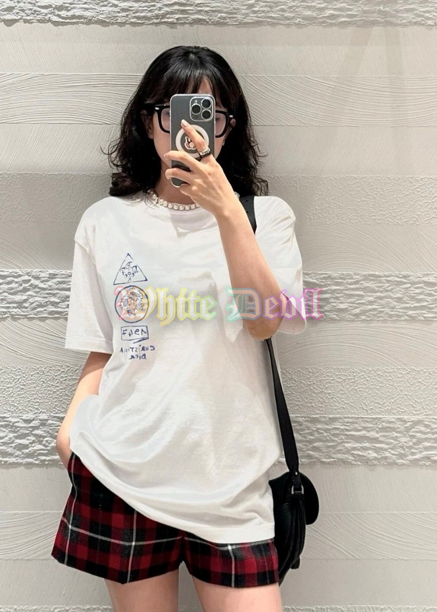 하얀악마 디올 반팔티 (2).jpg
