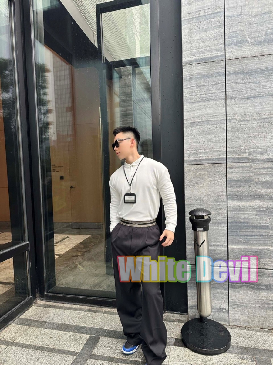 하얀아감 로에베 바지 (1).jpg