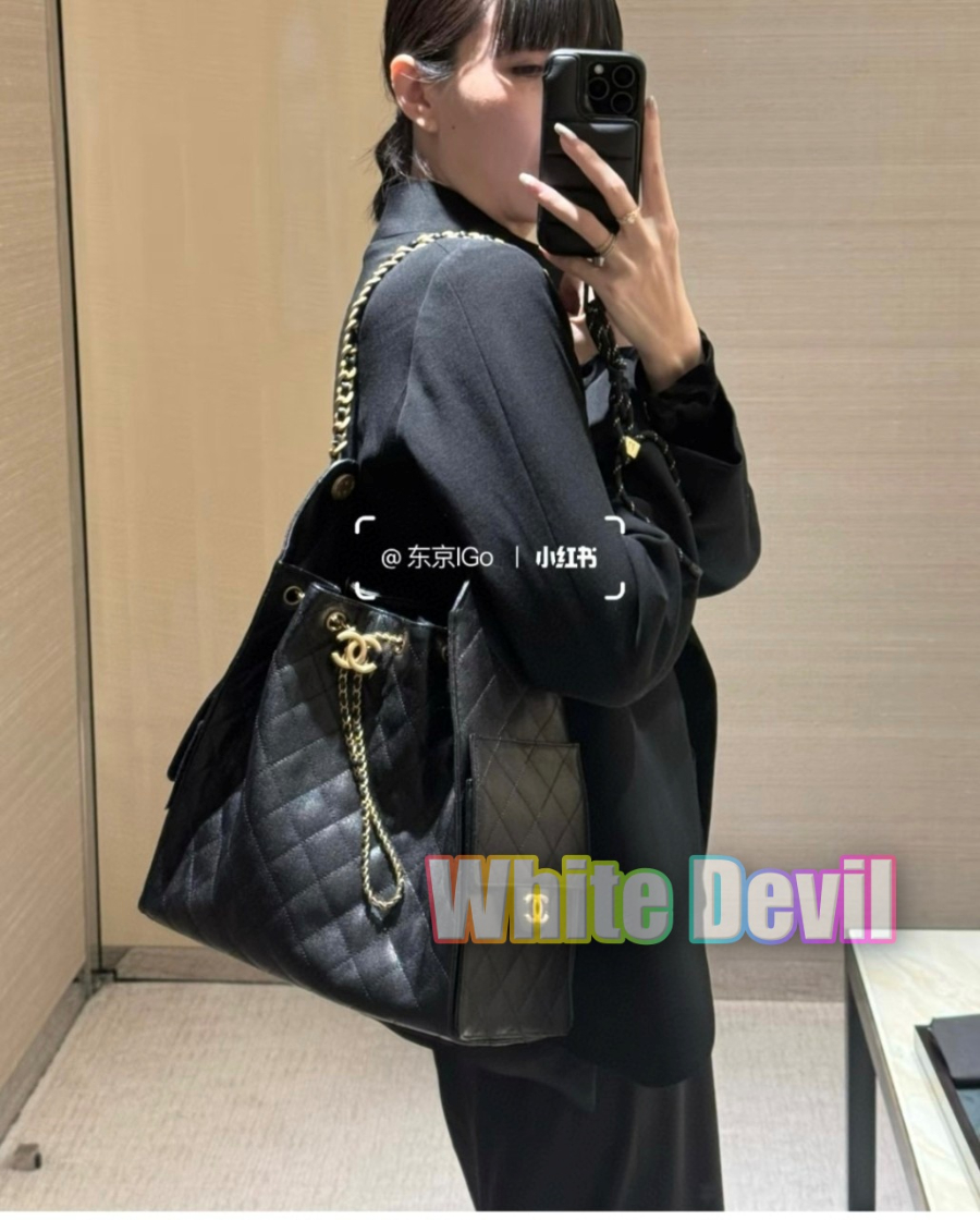 하얀악마 샤넬 25백 (2).jpg